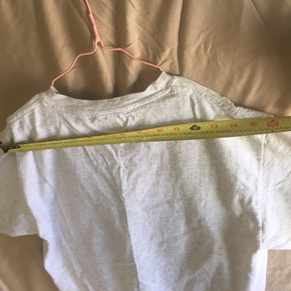 Wrinkled Vintage Cat Graphic Tee - Picture 5 of 7